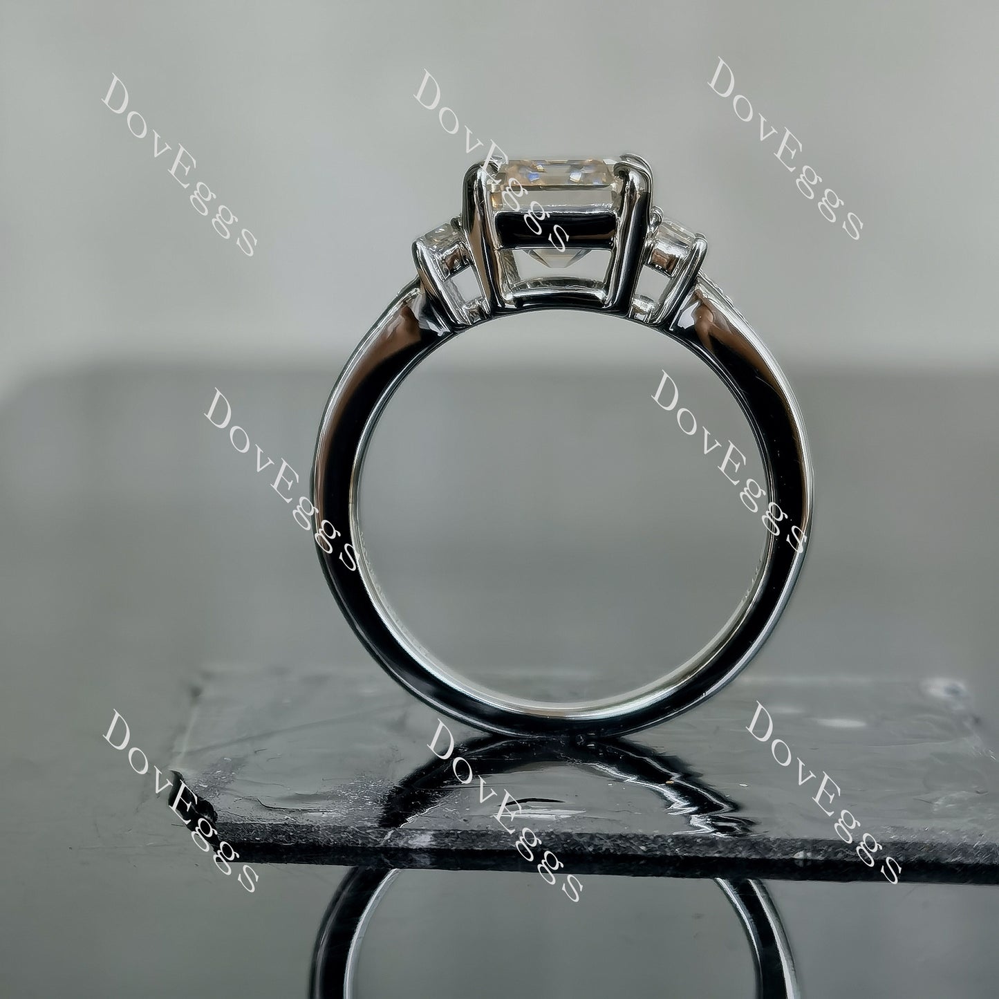 Doveggs 3ct Krupp cut 3.8cttw G-H-I color side stones sterling silver moissanite ring