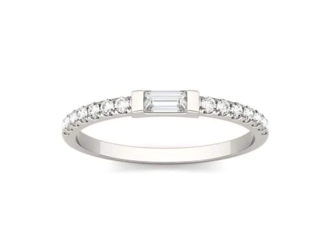 Doveggs 0.2ct G-H-I color emerald 0.41cttw half eternity pave sterling silver moissanite band