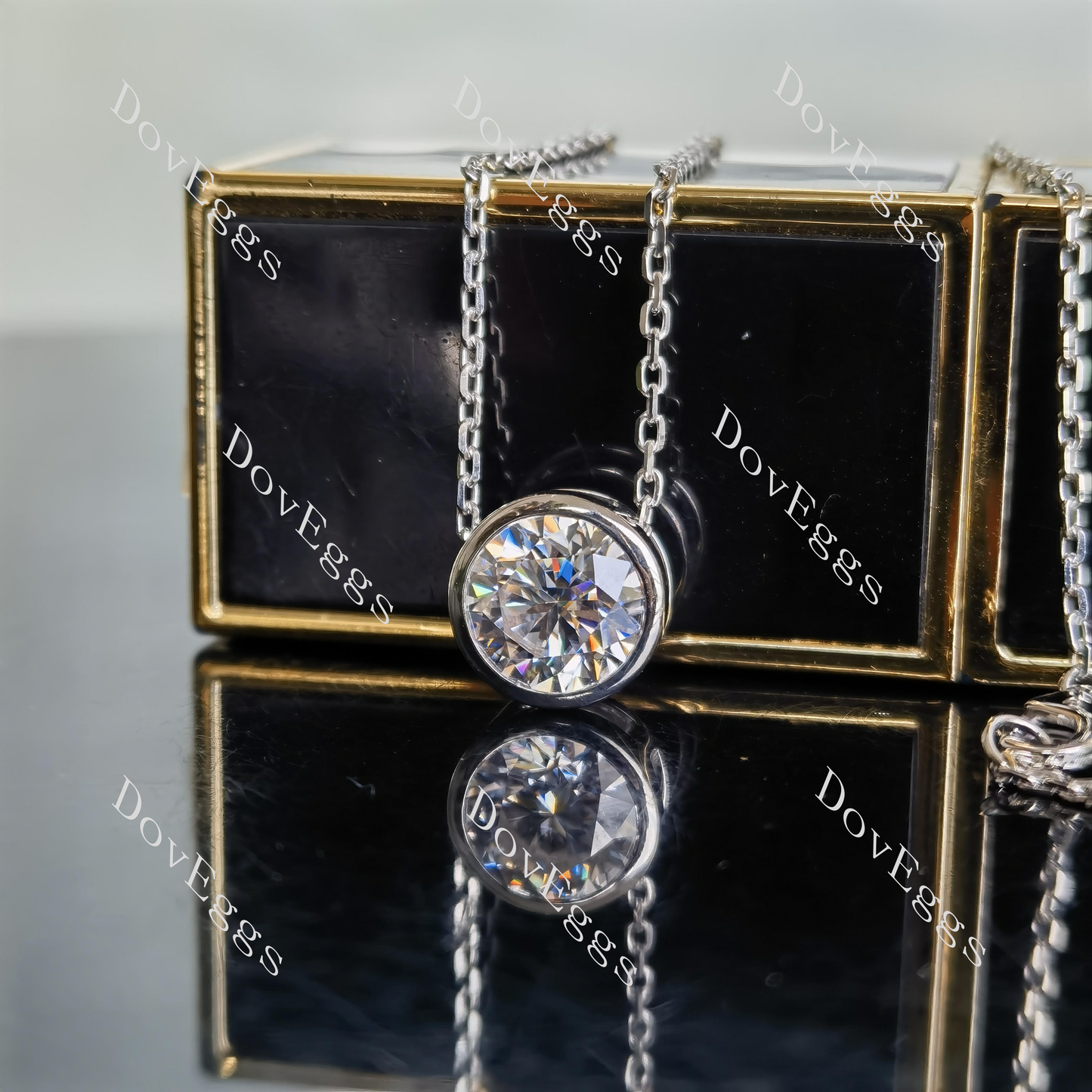 Doveggs 10k white gold 2ct round moissanite pendant with 14k gold chain (official site clearance)