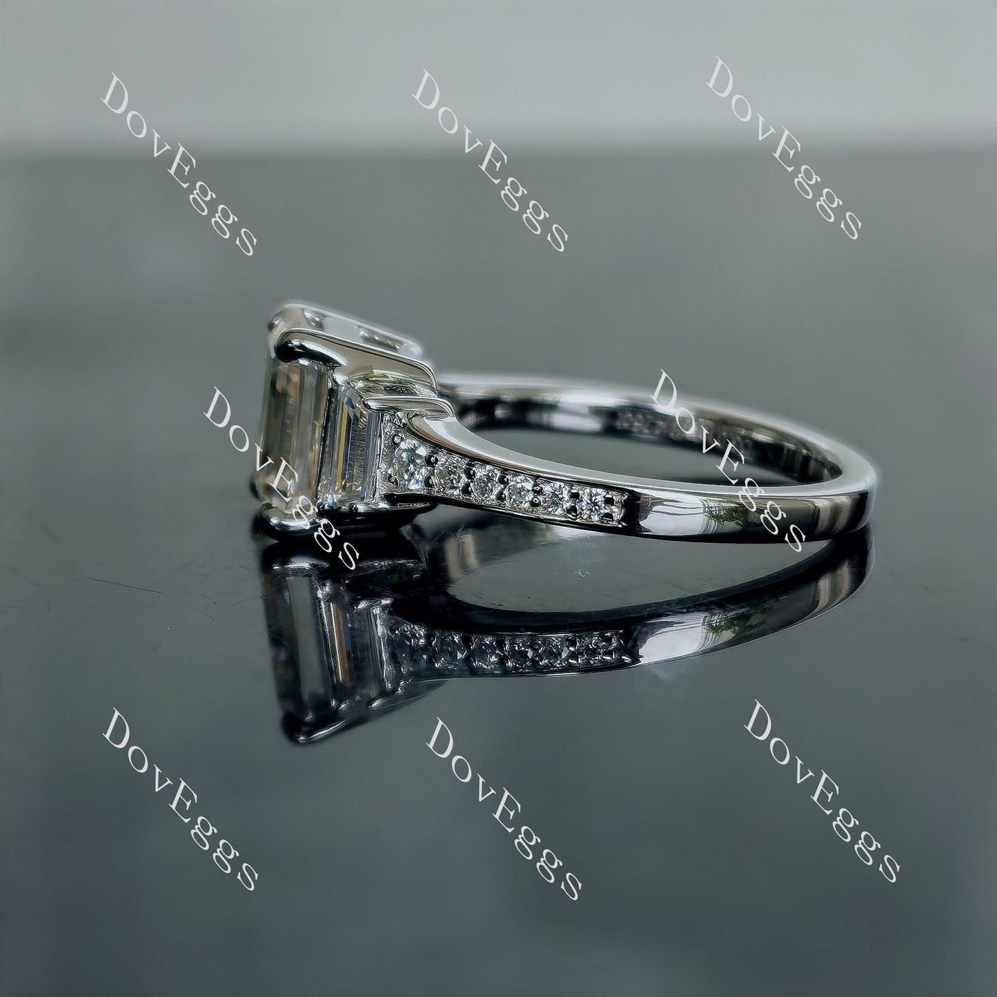 Doveggs 3ct Krupp cut 3.8cttw G-H-I color side stones sterling silver moissanite ring